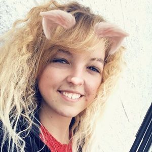 Meet your Posher, Jennie